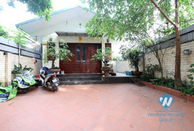 6 bedrooms house for rent in Dang Thai Mai , Tay Ho dis.